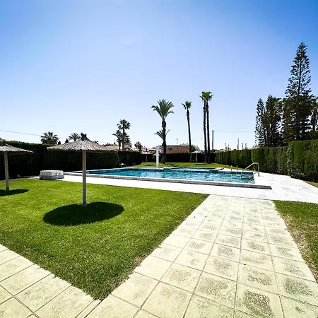 Beachfront Primera Linea 1-06 Apartament *