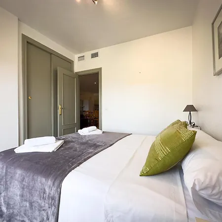 Beachfront Primera Linea 1-06 Apartment *