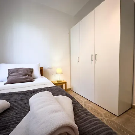 Beachfront Primera Linea 1-06 Apartment